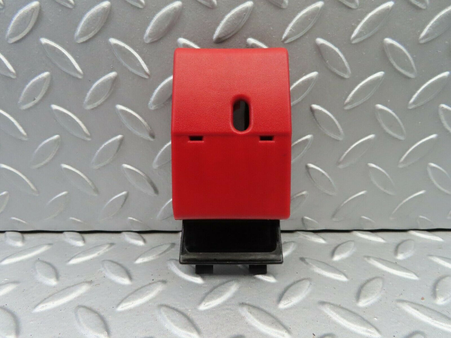6674 Mercedes-Benz S124 E220 Wagon Bonnet Release Handle