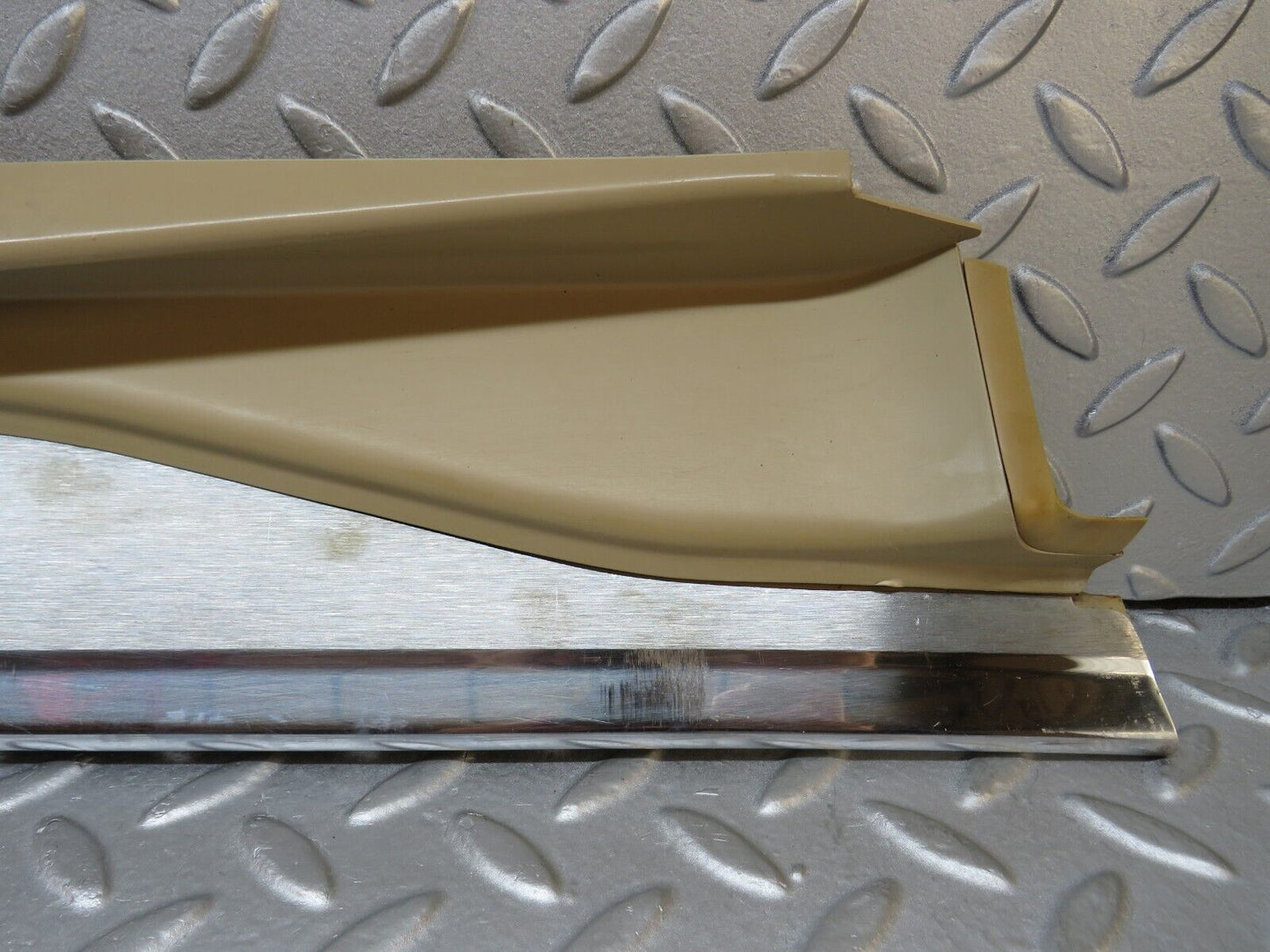 38286 Mercedes-Benz R129 280SL Coupe Left Door Sill Beige 1296800335
