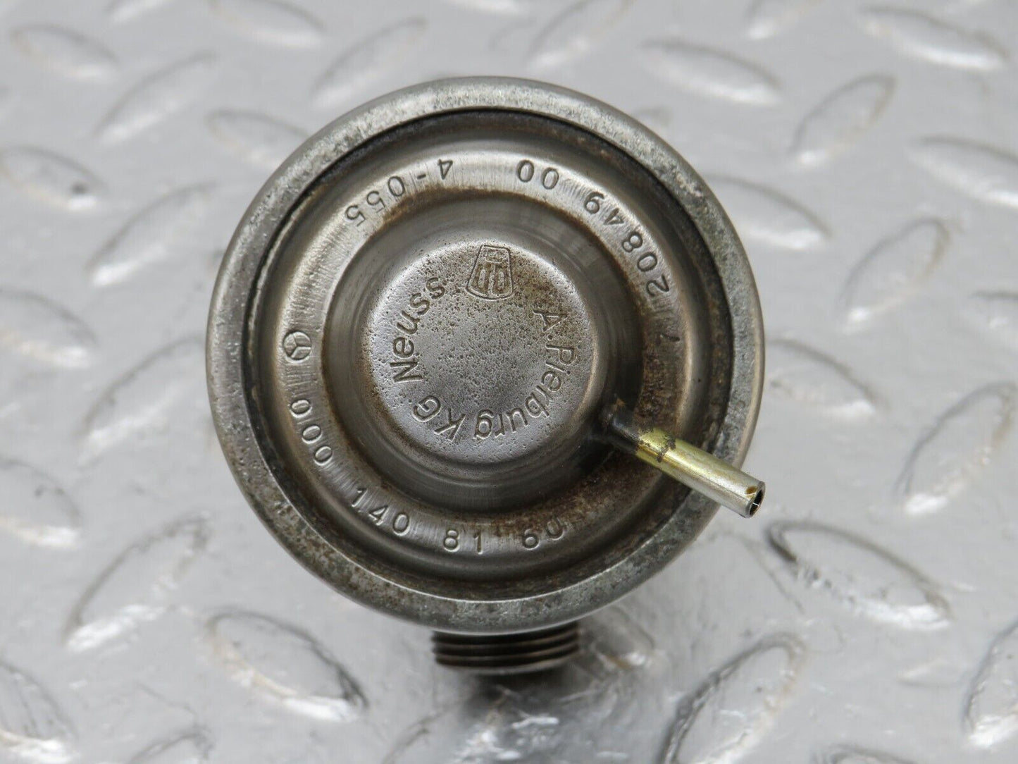 34617 Mercedes-Benz C126 380SEC Exhaust Gas Recirculation Valve EGR 0001408160