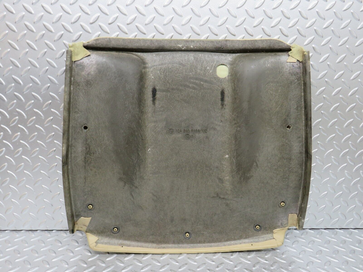 29484 Mercedes-Benz W124 230E Front Right Driver Seat Rear Cover 1249100139