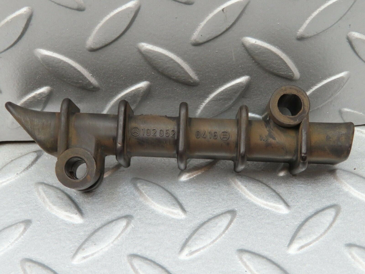3874 Mercedes-Benz S123 200T Wagon Timing Guide Rail 1020520316