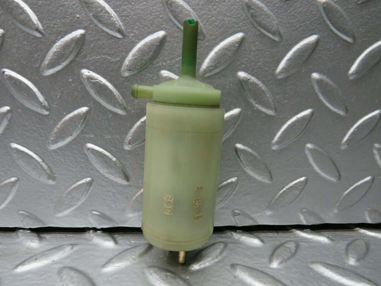 22984 Mercedes-Benz C123 230CE Coupe Windscreen Washer Pump
