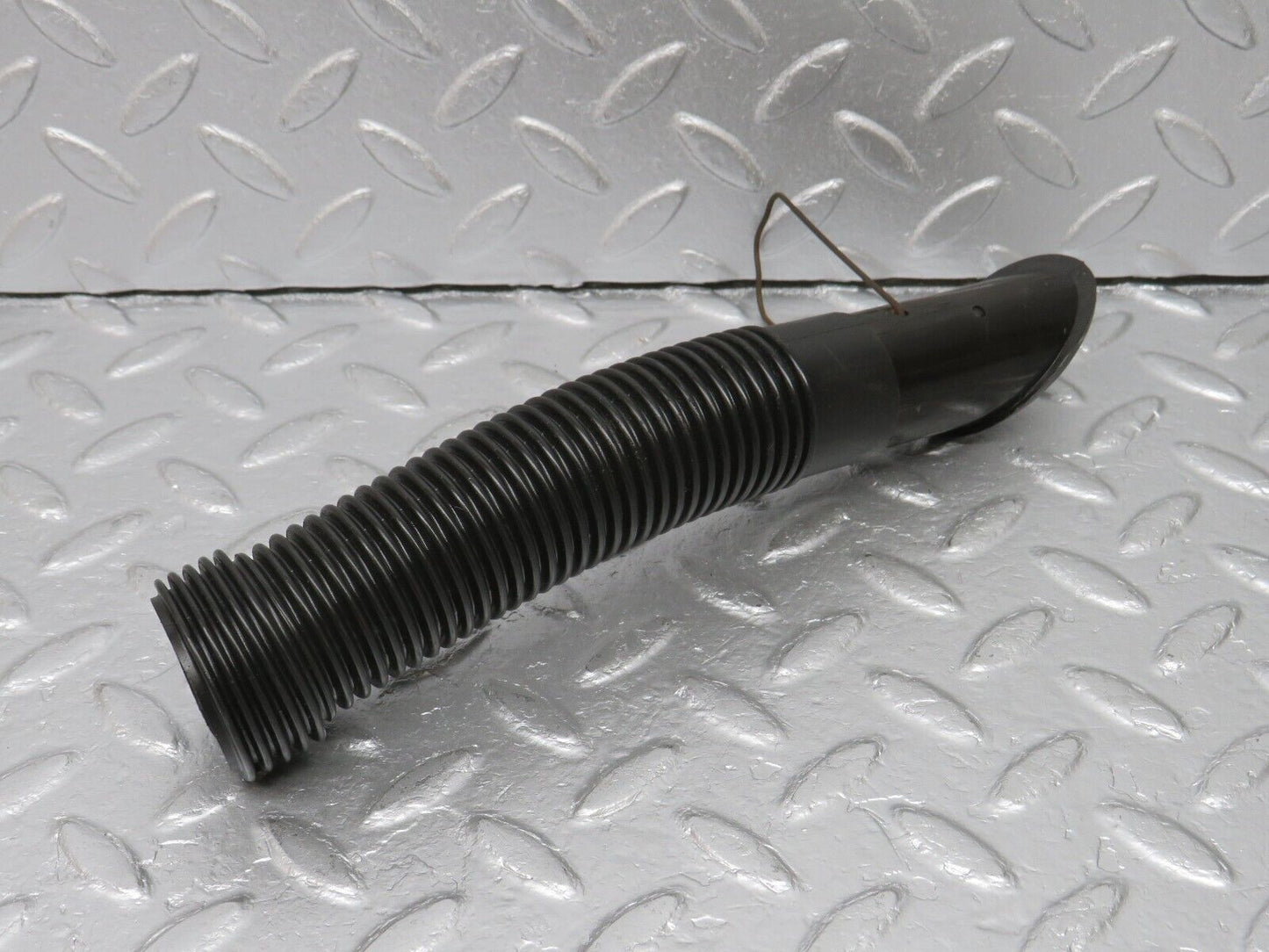 40314 Mercedes-Benz W110 230 Dash Air Vent Pipe