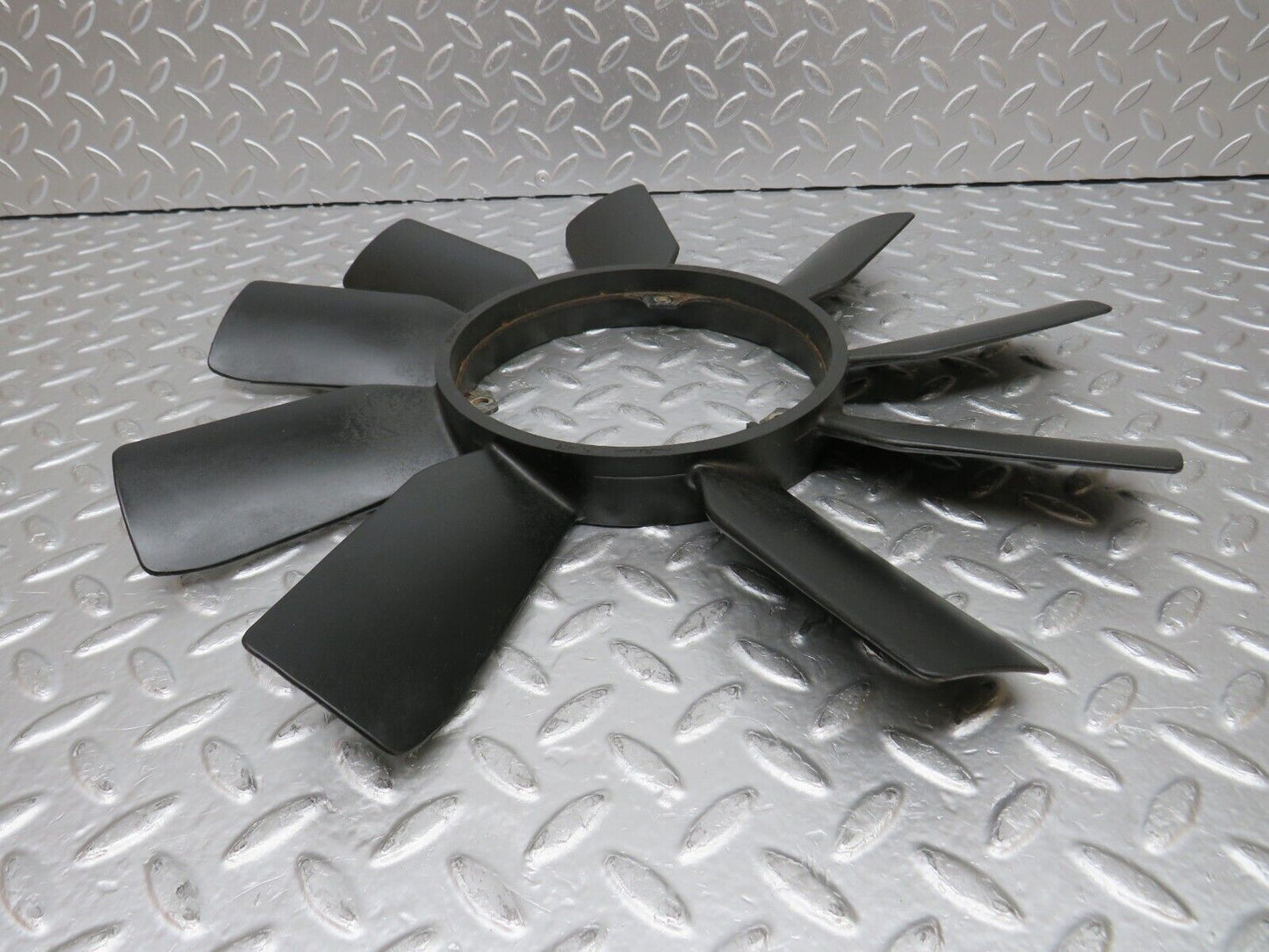 31432 Mercedes-Benz S124 220TE Wagon Engine Cooling Fan 6032000523