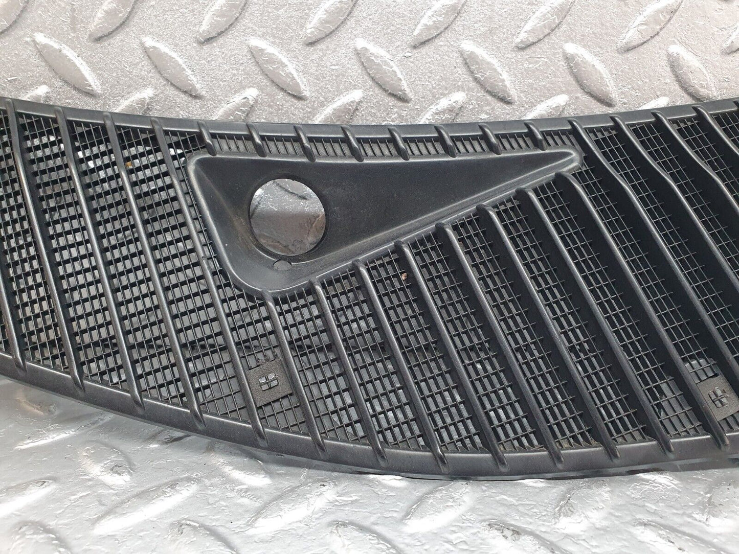 43901 Mercedes-Benz C123 230CE Coupe Air Intake Grill Right Side 1238363065