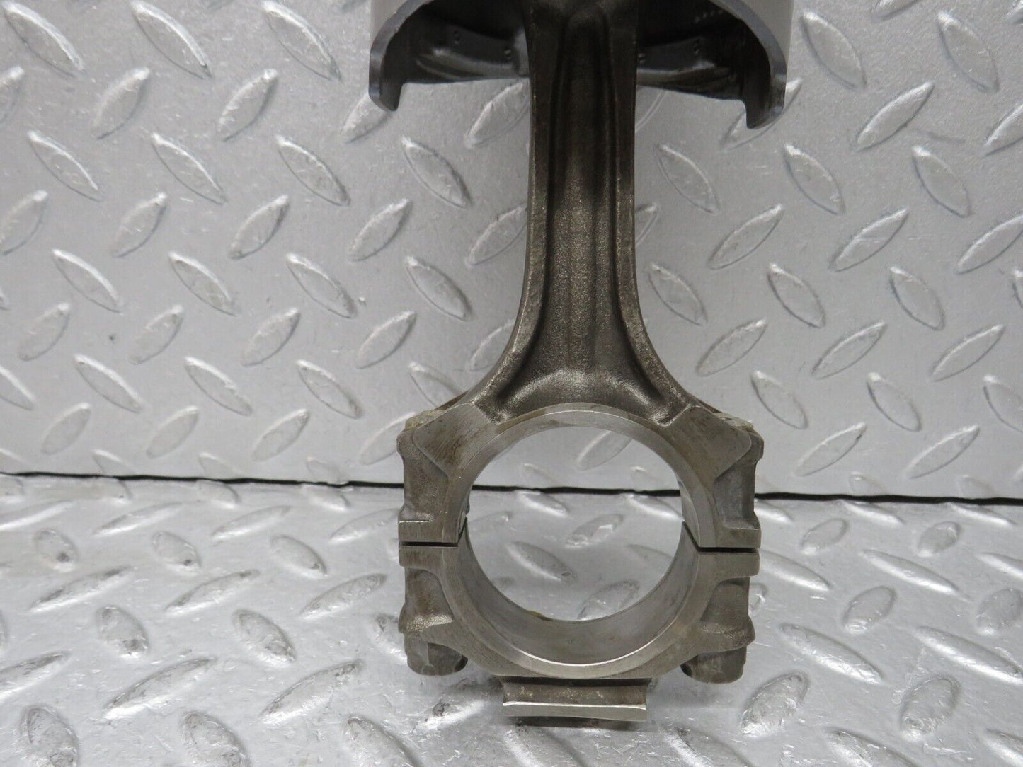 37630 Mercedes-Benz W109 300SEL Piston With Connecting Rod 91.5 mm