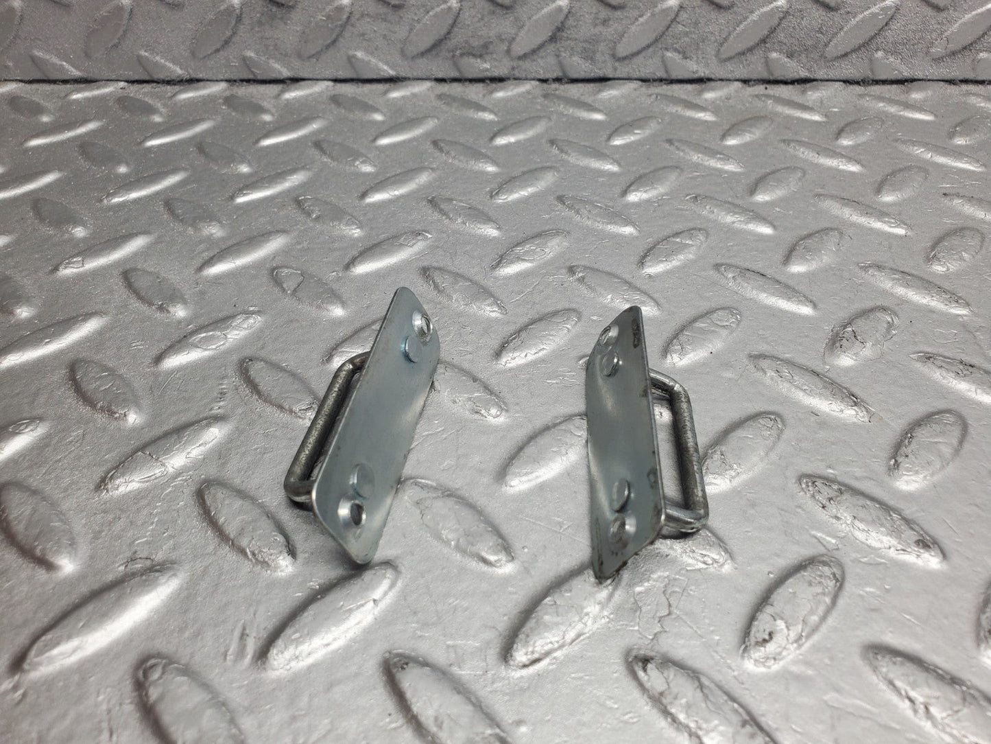 W124 Wagon trunk cargo hook clip used OEM