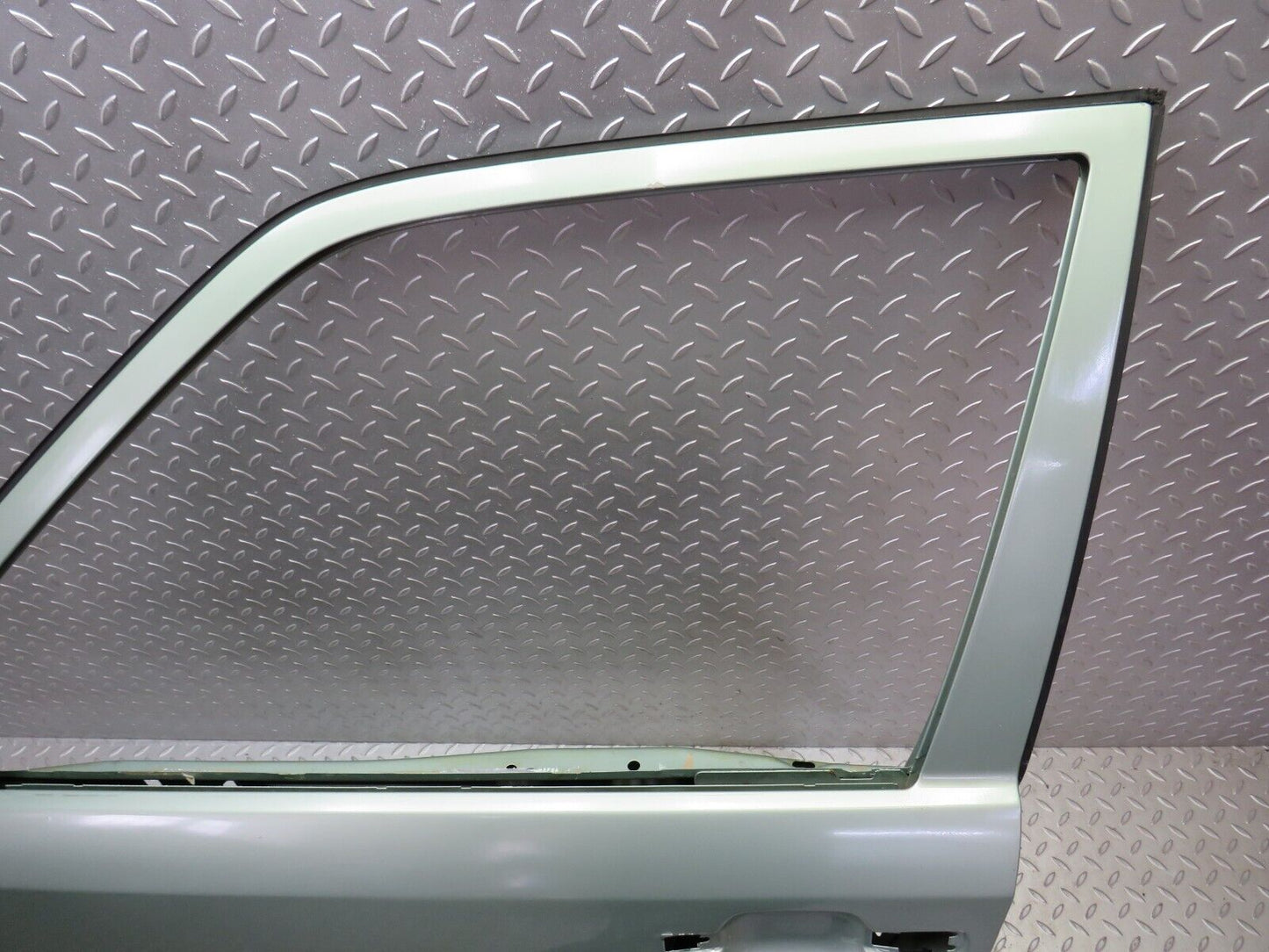 34239 Mercedes-Benz W124 260E Front Left Door