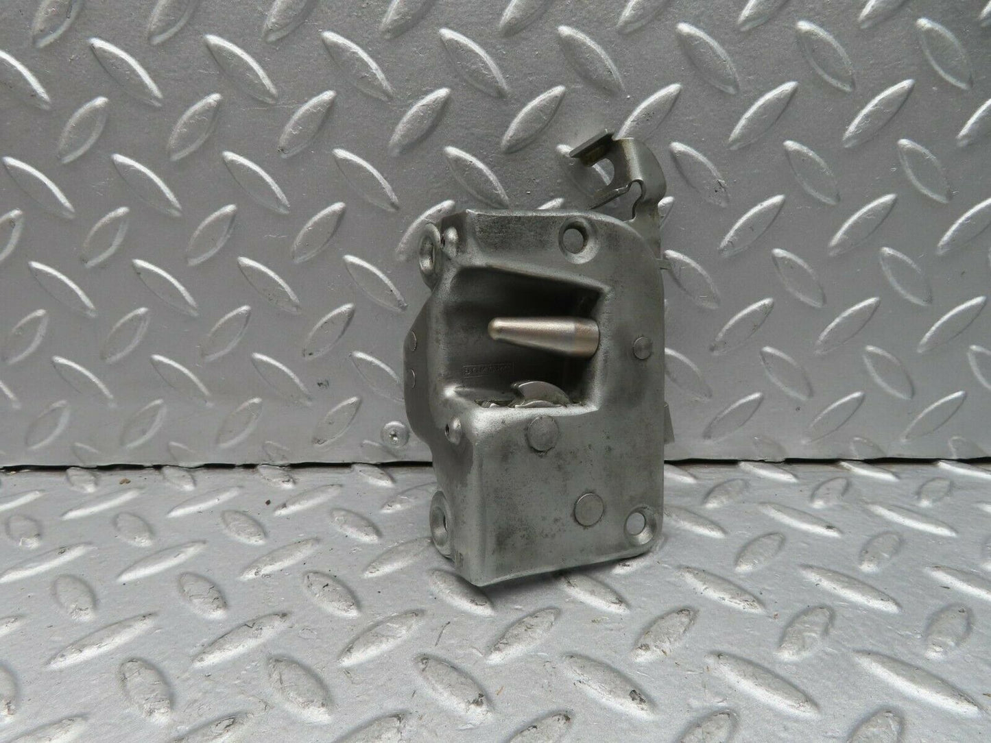 16636 Mercedes-Benz C107 380SLC Right Door Lock Mechanism