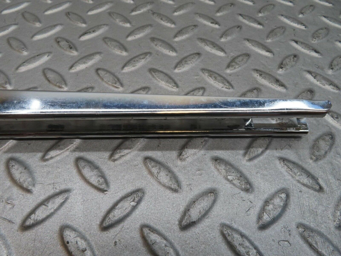 12651 Mercedes-Benz W111 220SE Front Right Rear Window Channel