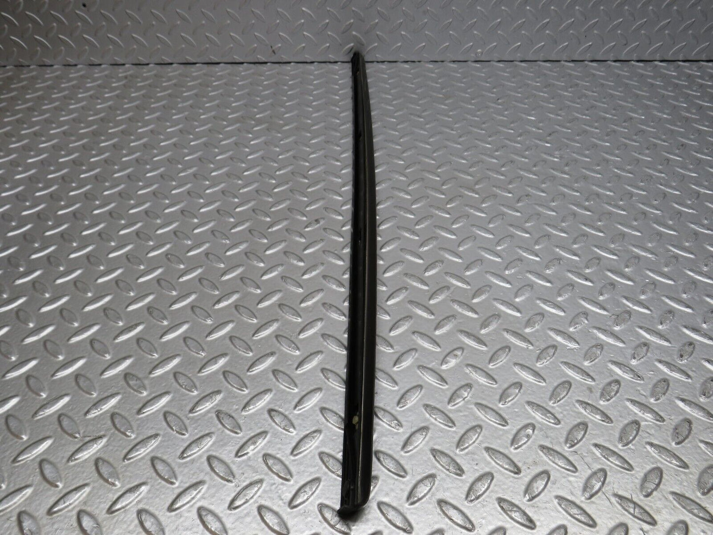 39658 Mercedes-Benz R129 320SL Coupe Trunk Lid Handle Trim 1297580396
