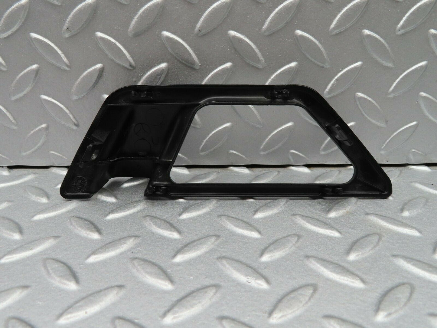 5252 Mercedes-Benz W124 230E Door Opener Frame Front Left