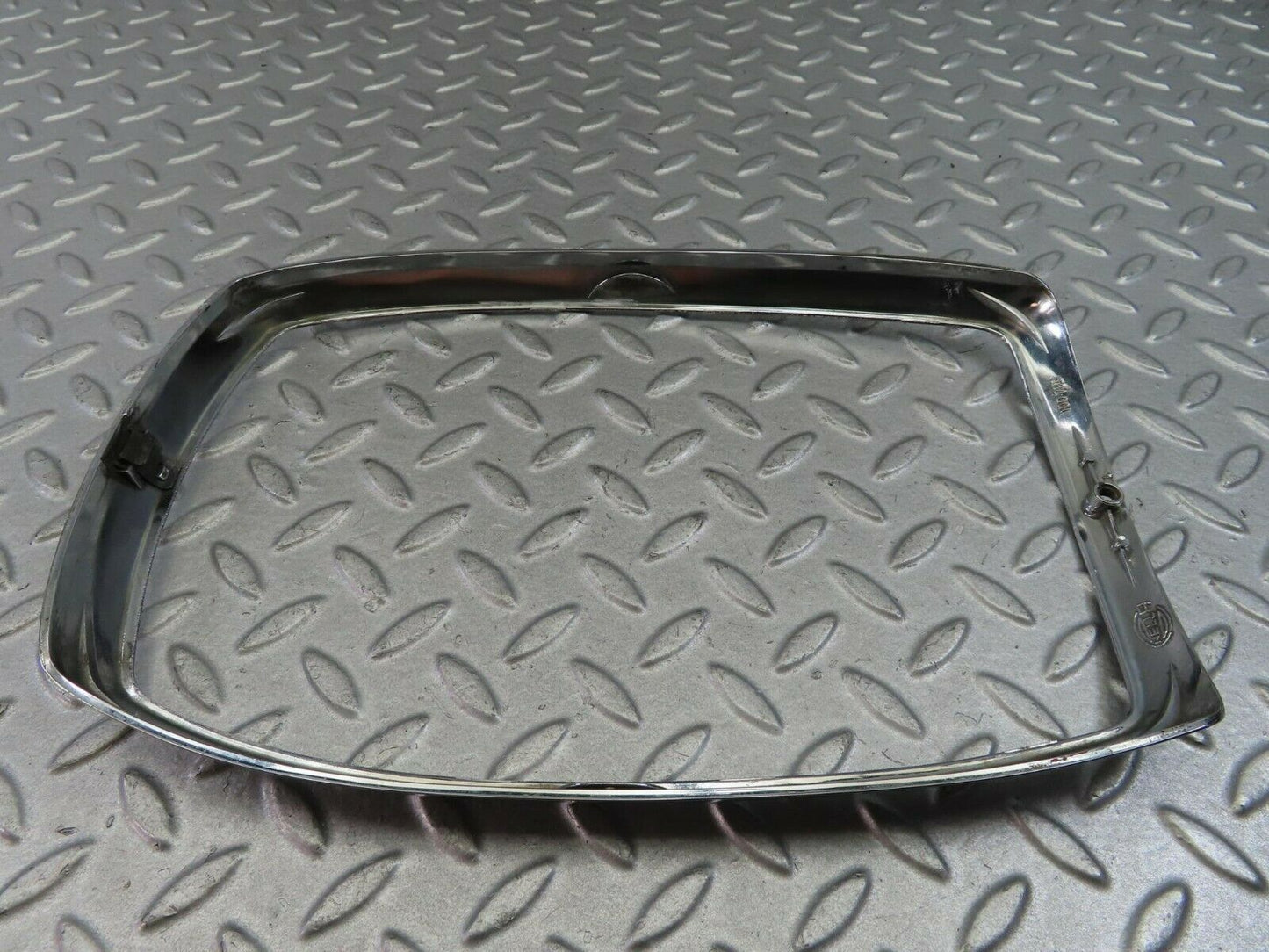8177 Mercedes-Benz W114 Headlight Chrome Frame