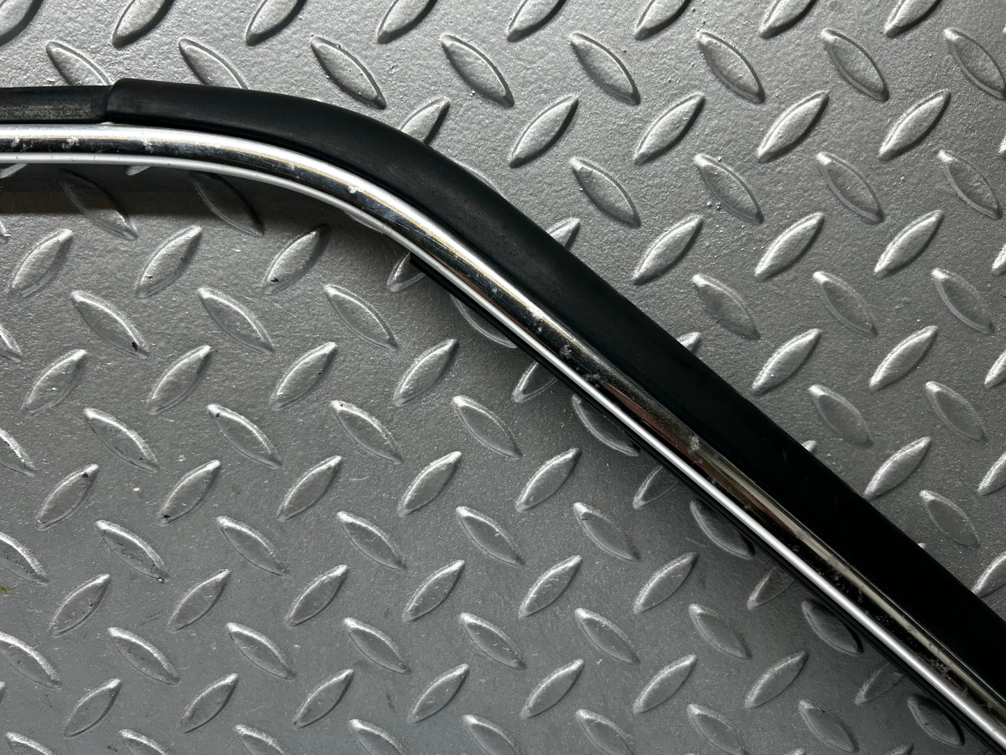 7811 Mercedes-Benz S123 230TE Wagon Roof Chrome Trim Right Side