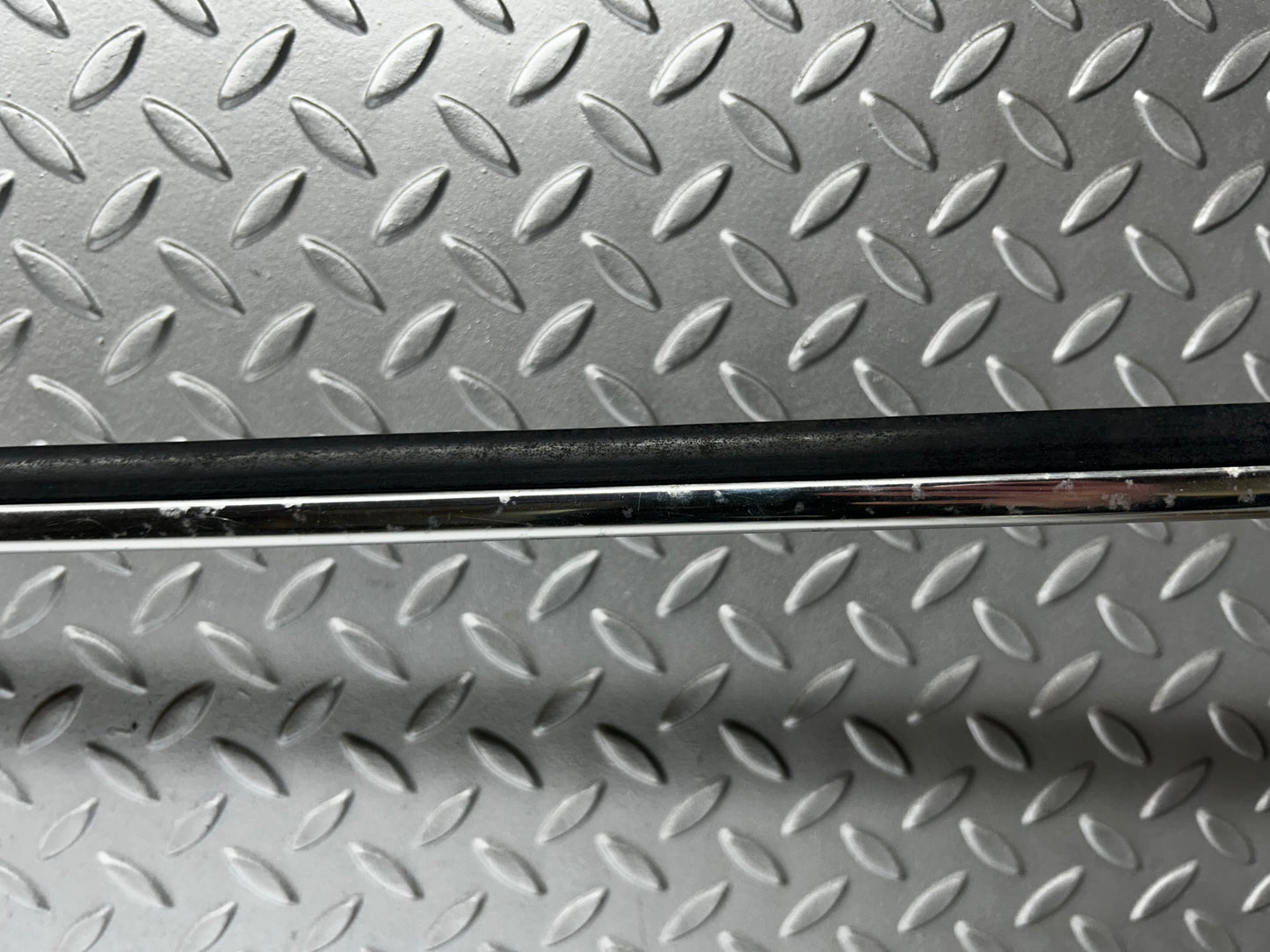 7811 Mercedes-Benz S123 230TE Wagon Roof Chrome Trim Right Side