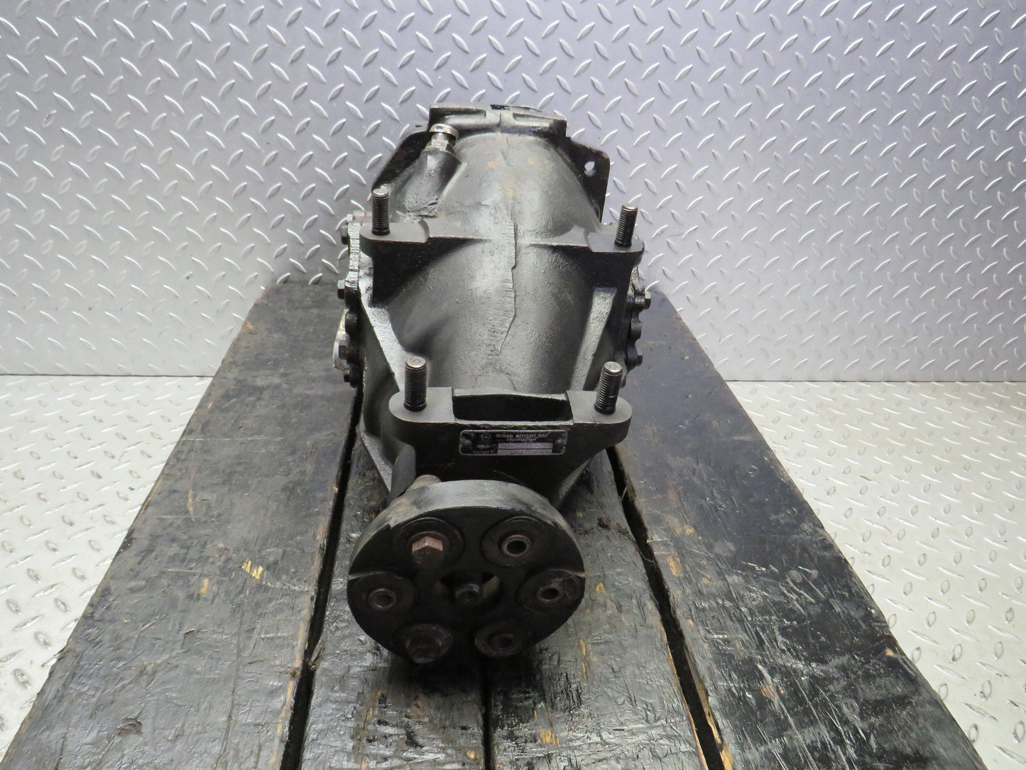 1449 Mercedes-Benz C107 350SLC Coupe Coupe Rear Differential  Ratio 3.46 1073502820 1163510401