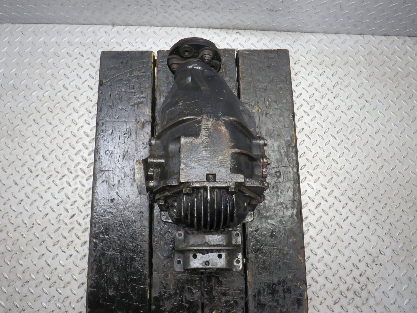 1449 Mercedes-Benz C107 350SLC Coupe Coupe Rear Differential  Ratio 3.46 1073502820 1163510401