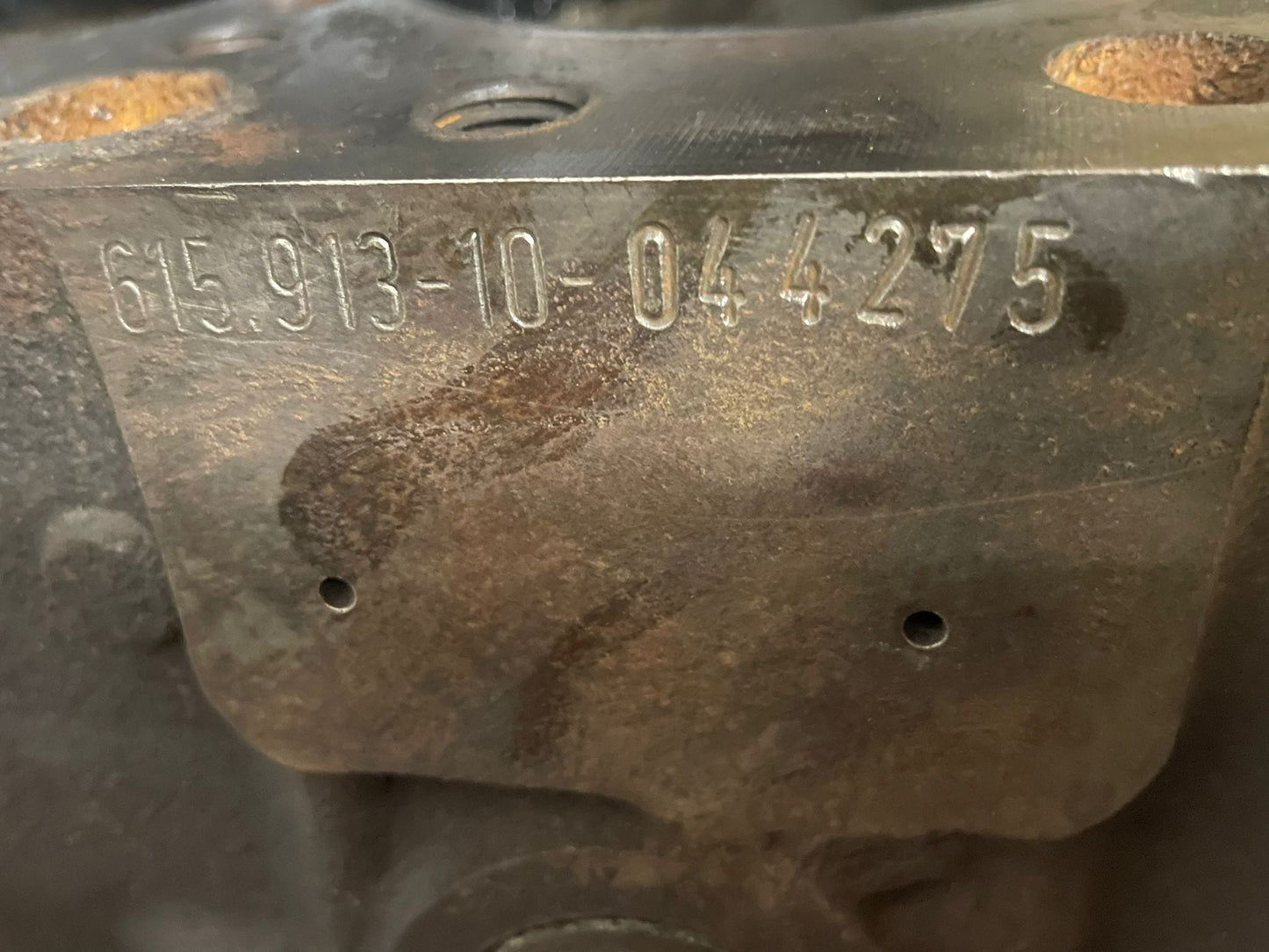 10947 Mercedes-Benz W115 220D Engine Block OM615.913 6150110501