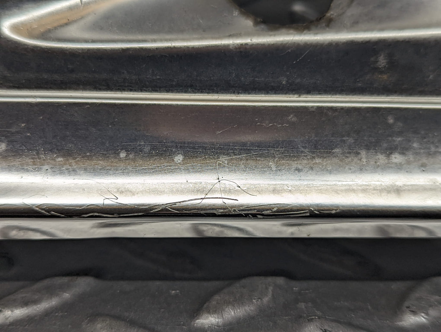 23246 Mercedes-Benz W116 350SE Air Intake Chrome Grill