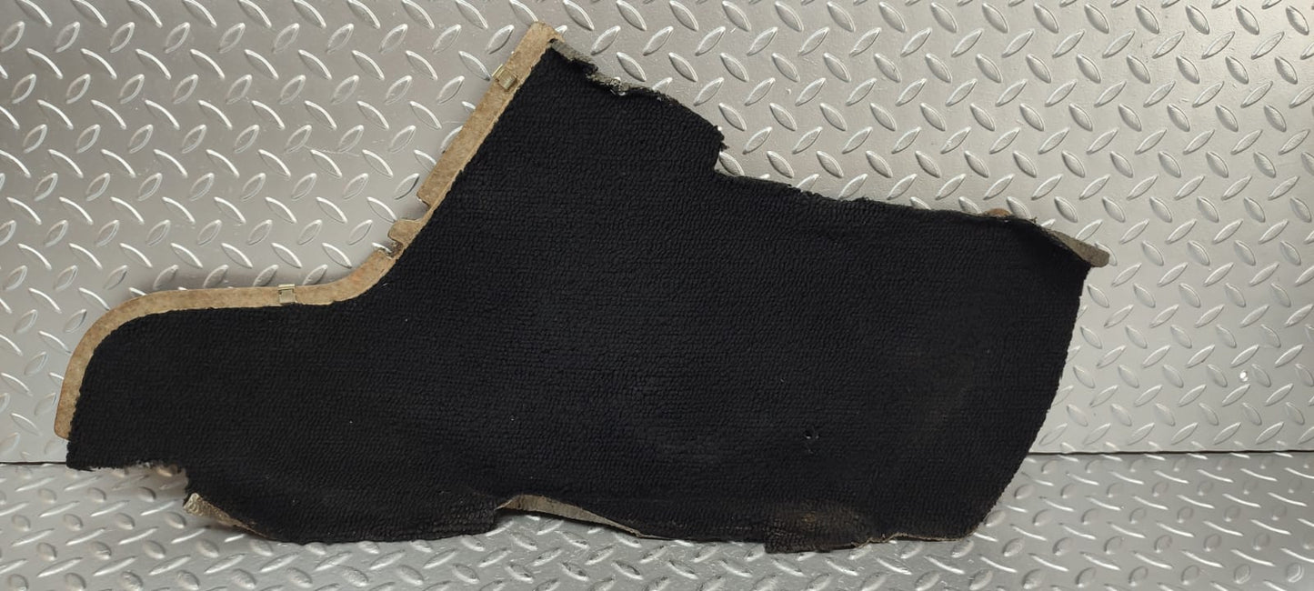 4056 Mercedes-Benz S123 200T Wagon Centre Console Carpet Right Black