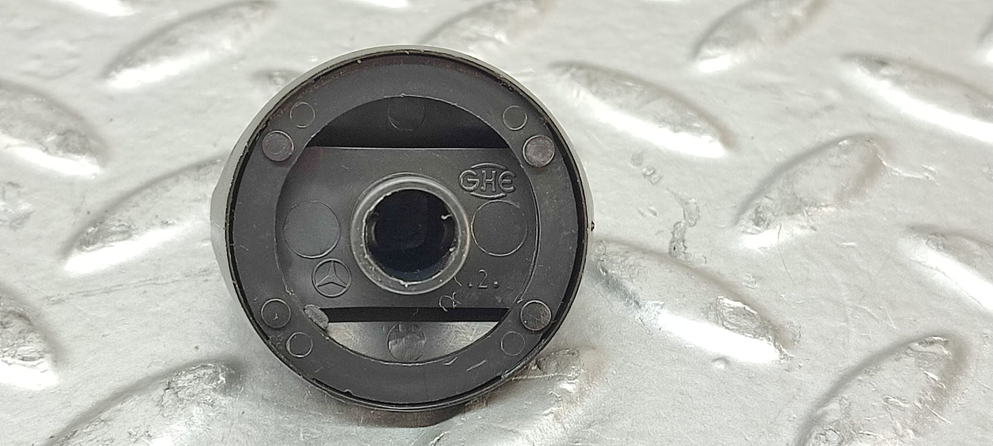 26904 Mercedes-Benz W123 240D Heater Control Knob Set