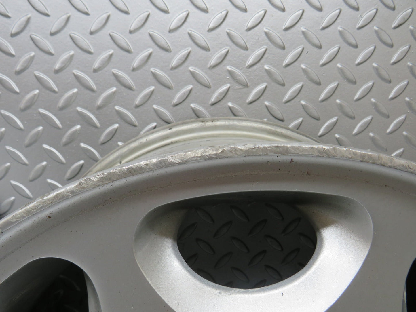 27468 Mercedes-Benz Alloy Wheel Set 6.5Jx15H2 ET44 1244011802 1244011202