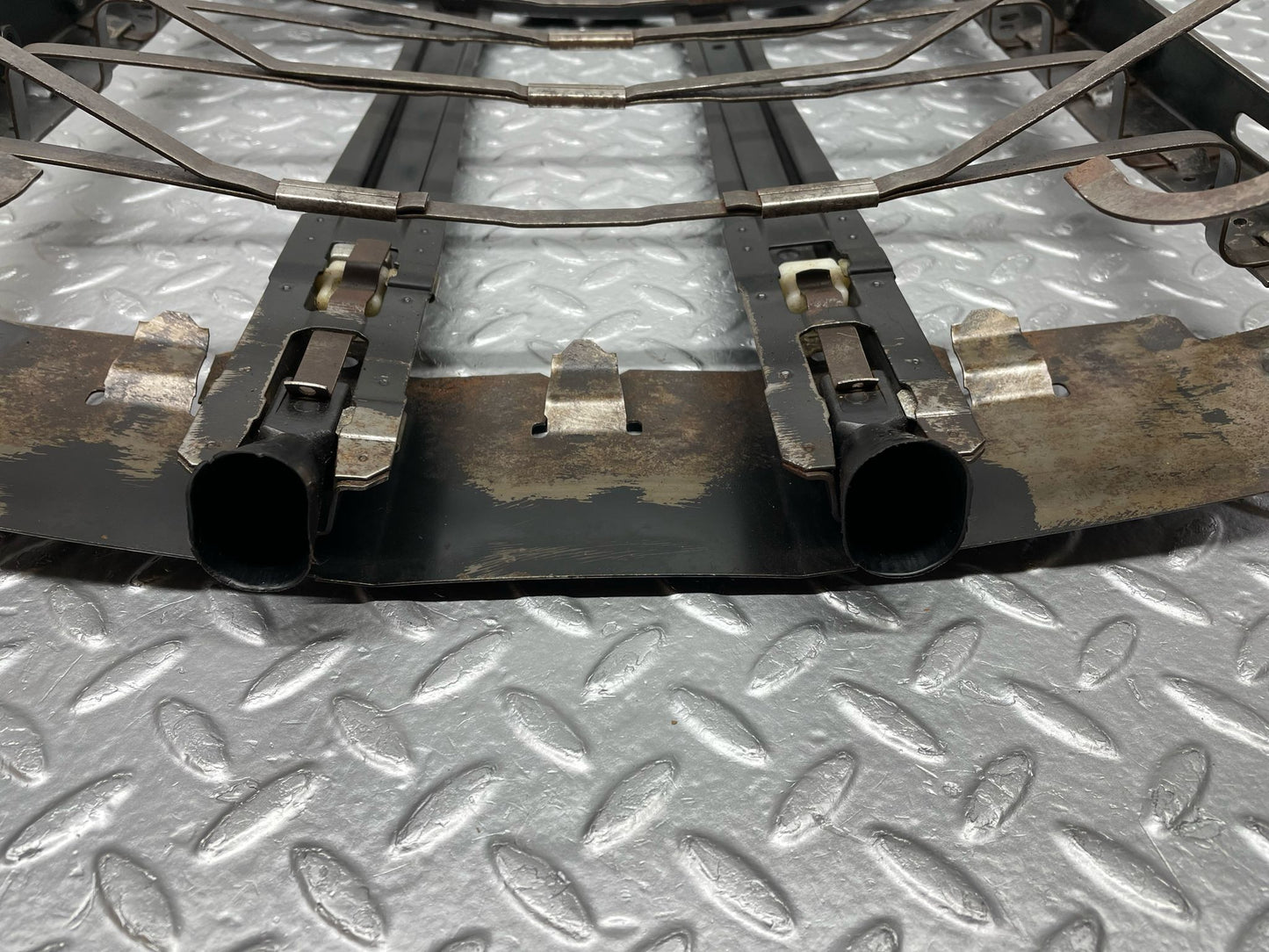 39922 Mercedes-Benz R107 350SL Front Seat Backrest