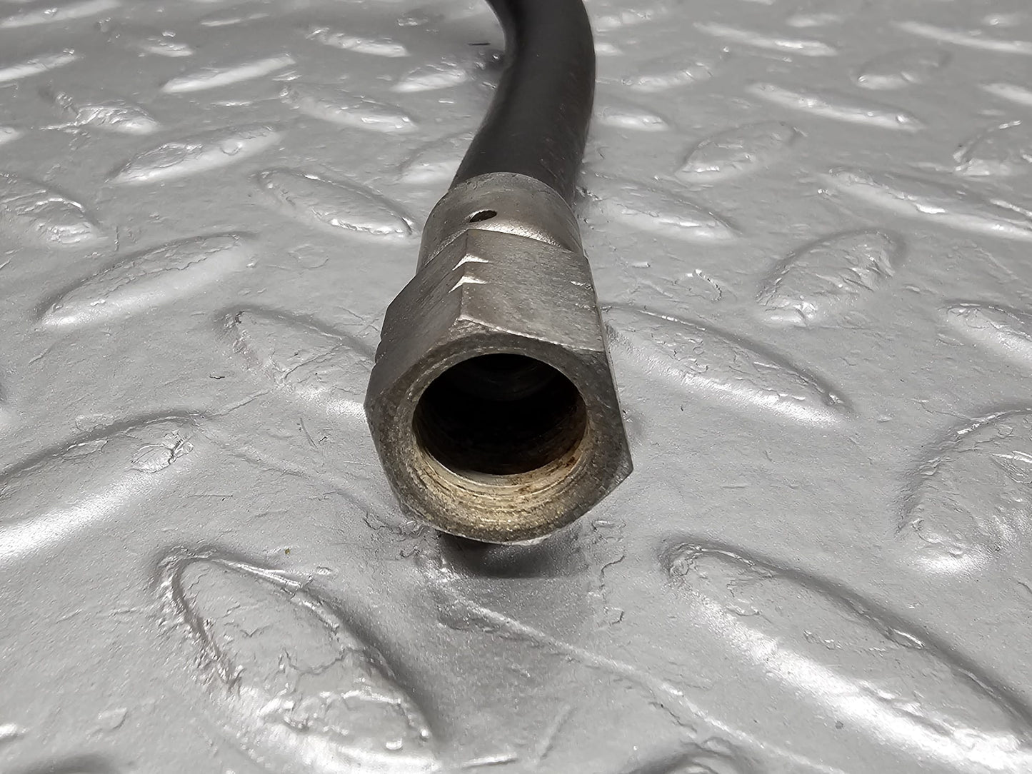 27273 Mercedes-Benz W123 280E Fuel Hose Pipe