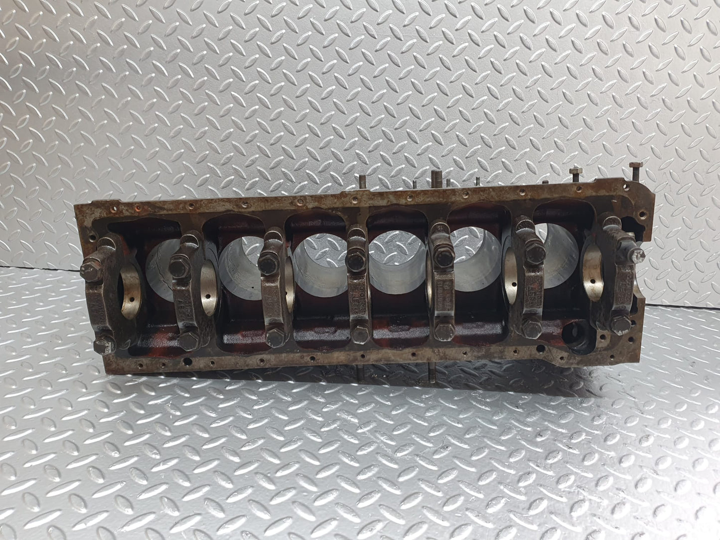 10192 Mercedes-Benz W108 Engine Block 1300110001 M130.920