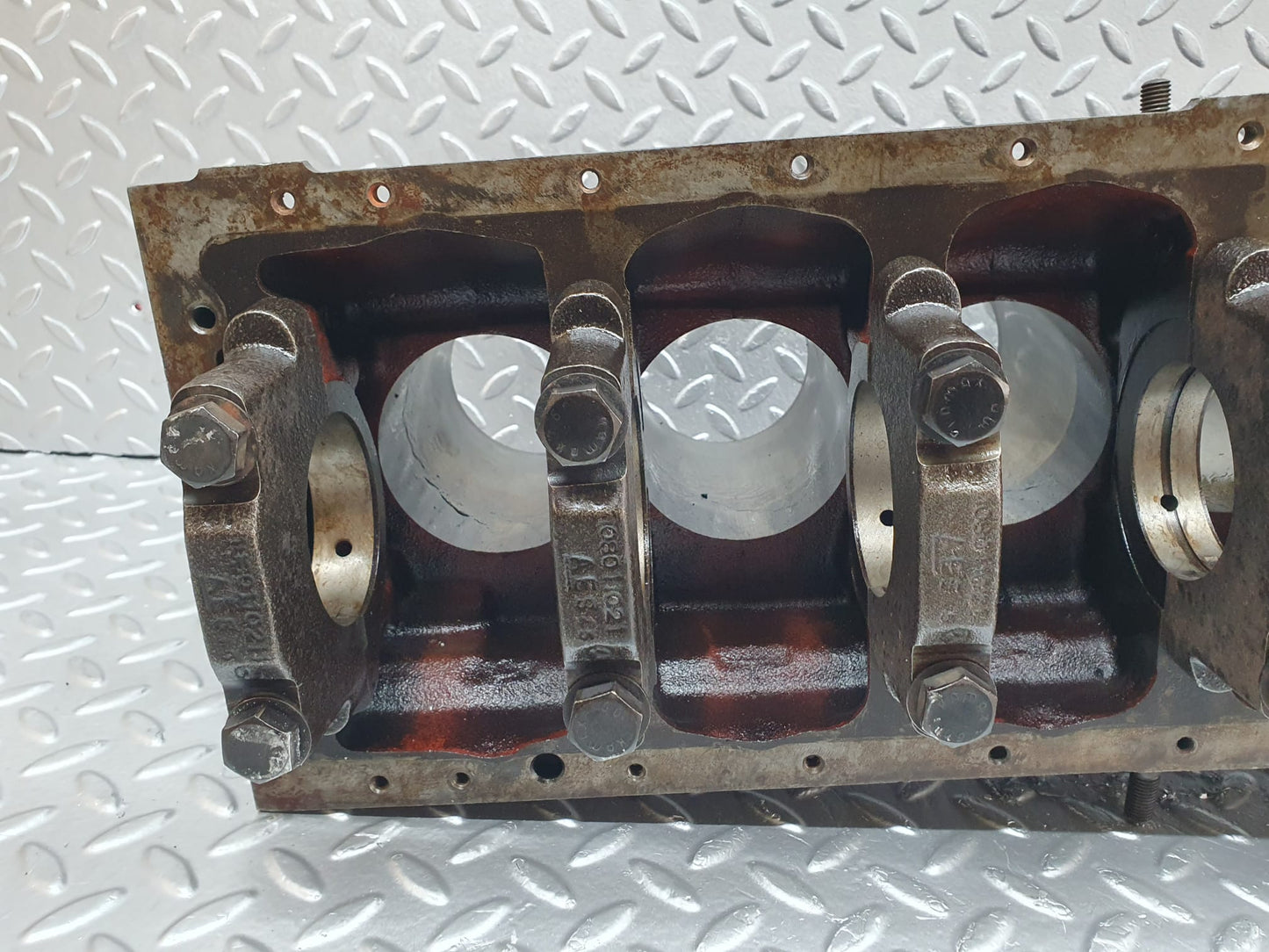 10192 Mercedes-Benz W108 Engine Block 1300110001 M130.920