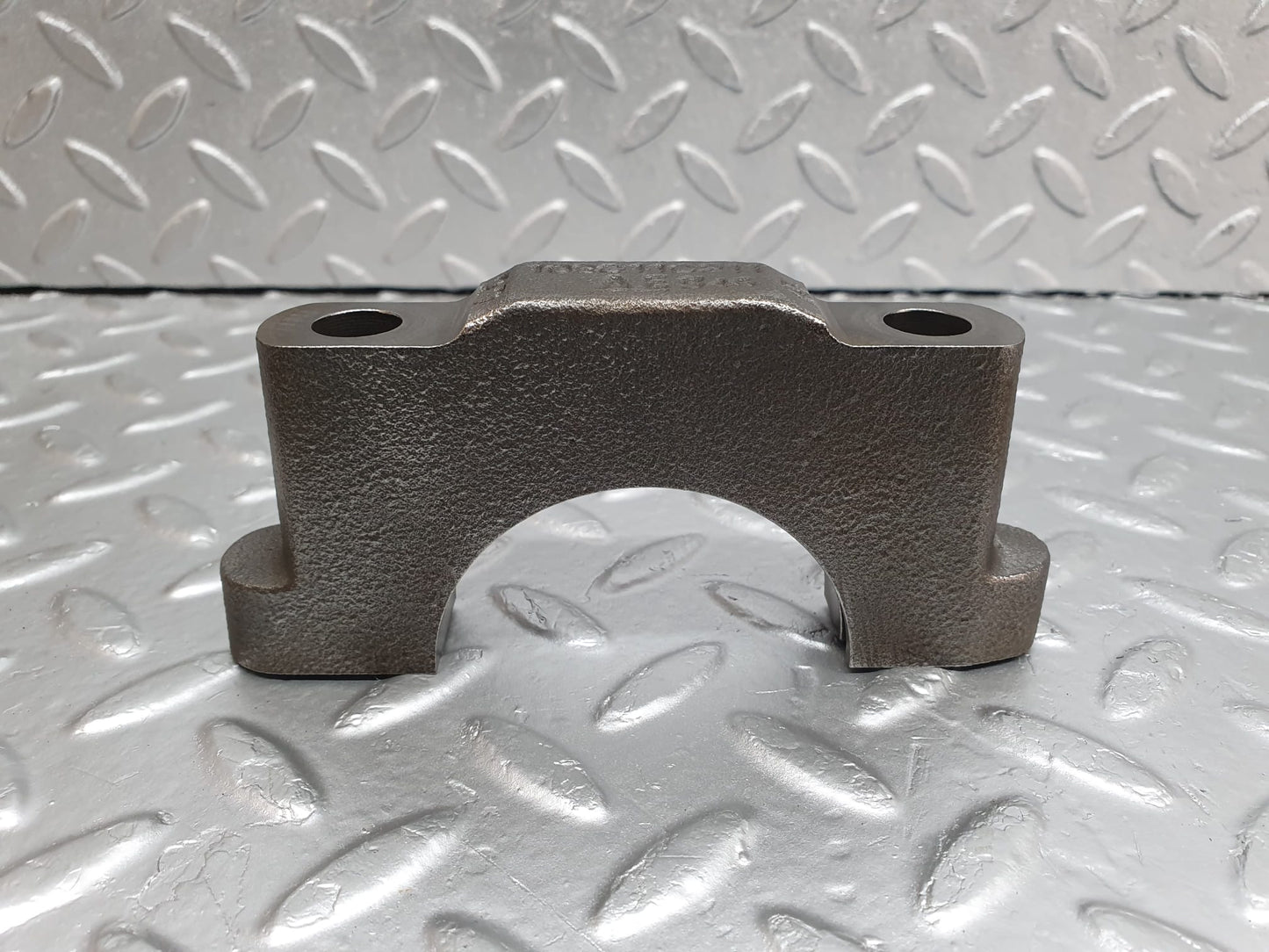 4794 Mercedes-Benz W114 280CE Coupe Crankshaft Bearing Holder Block 1080110211
