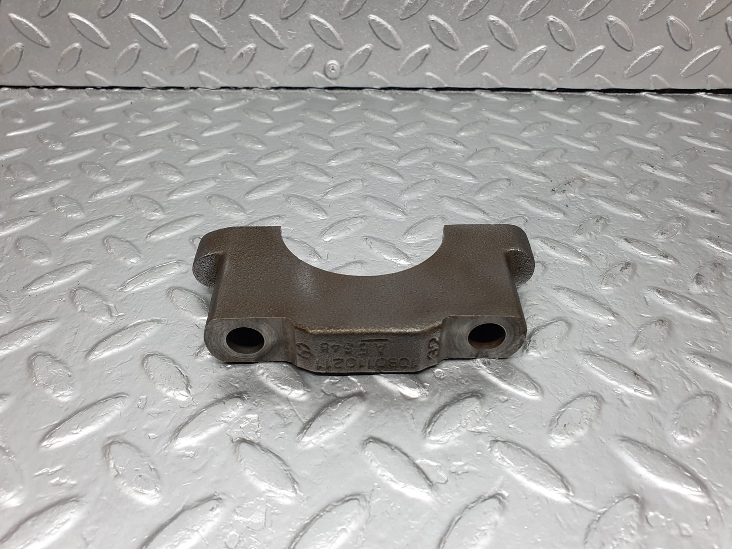 4799 Mercedes-Benz W114 280CE Coupe Crankshaft Bearing Holder Block 1080110211