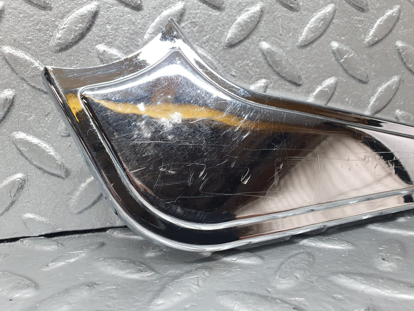 43088 Mercedes-Benz W108 280SE Seat Hinge Chrome Cover Right 1089130828