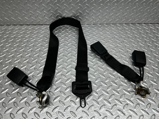 5468 Mercedes-Benz W124 230E Rear Seat Belt Buckles Set 1248608585 1248601696