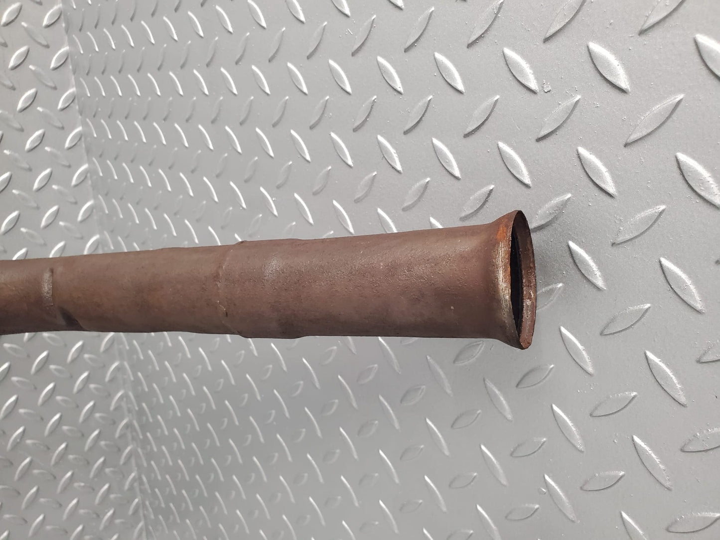 6357 Mercedes-Benz W126 380SE Centre Exhaust Silencer
