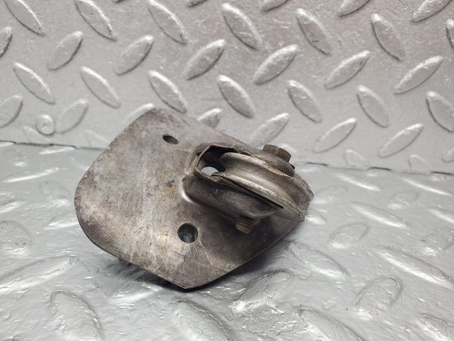 1444 Mercedes-Benz W108 280SE Handbrake Cabel Regulator 1084270181