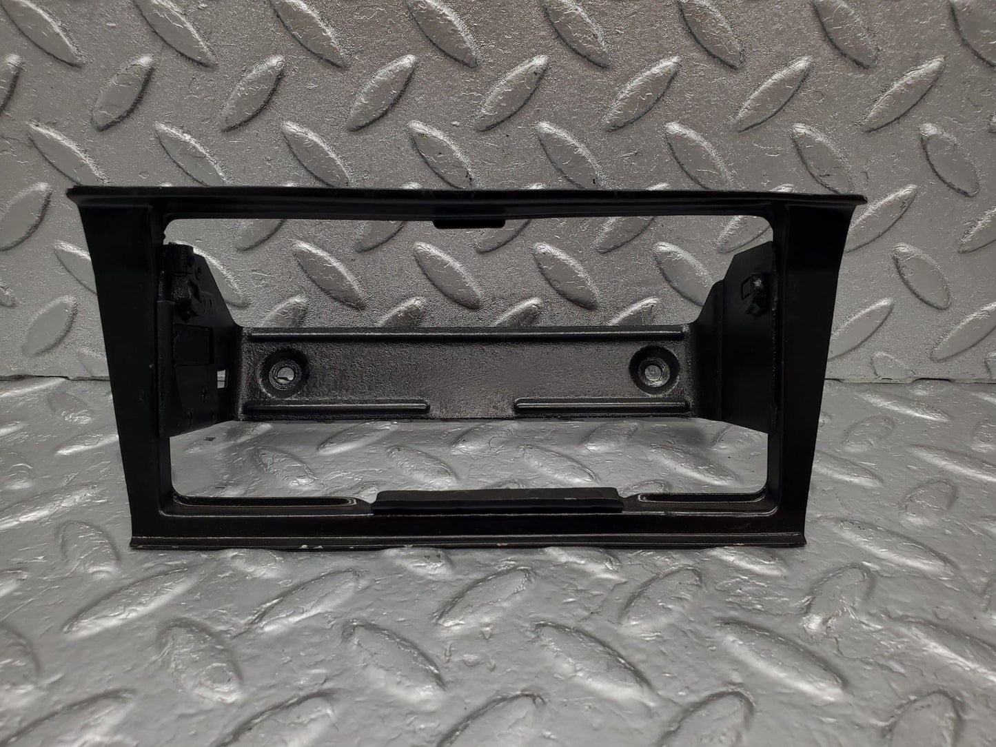 1448 Mercedes-Benz W123 240D Ashtray Frame