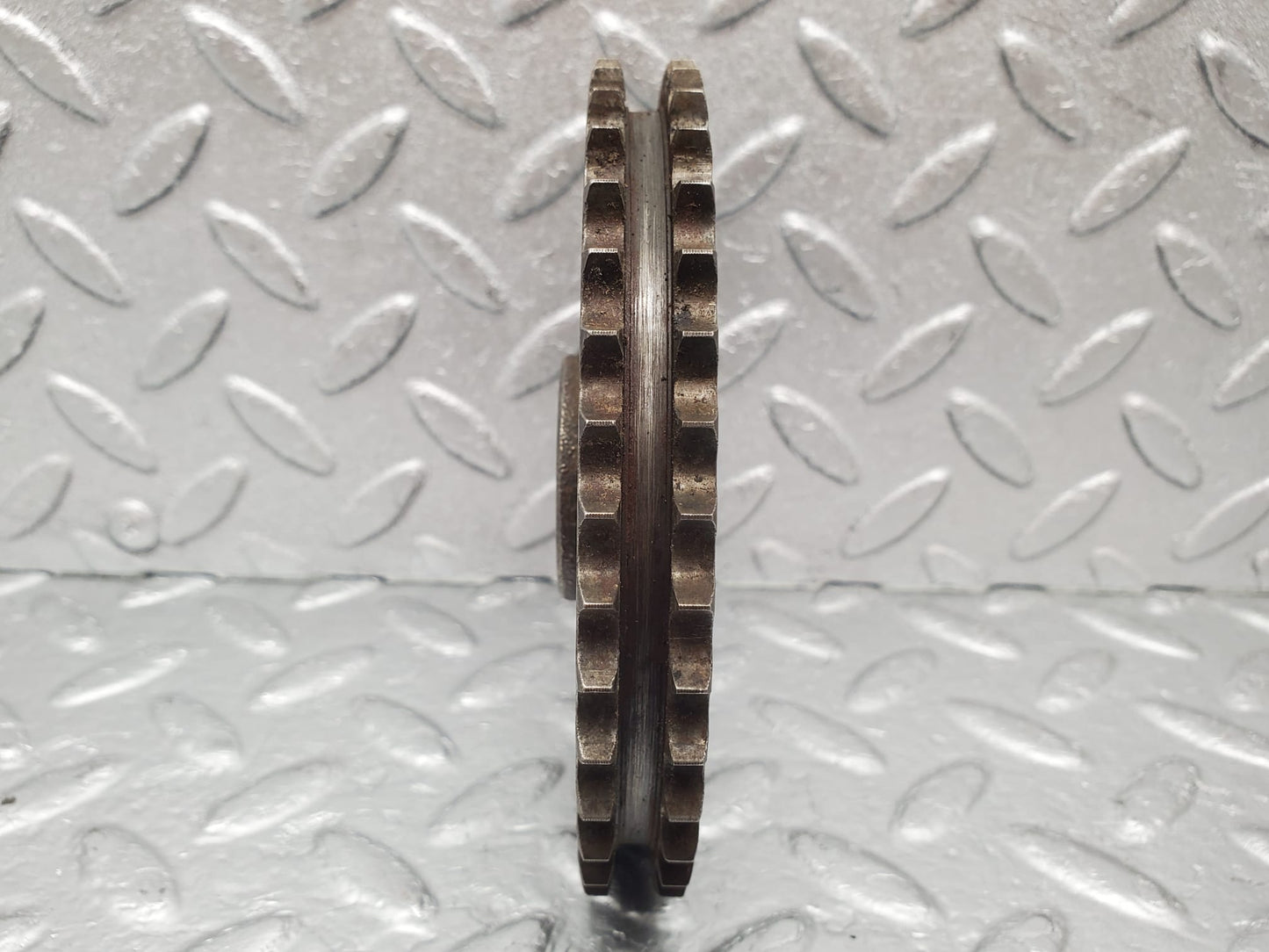 1462 Mercedes-Benz W120 Ponton Camshaft Timing Gear 1210520201