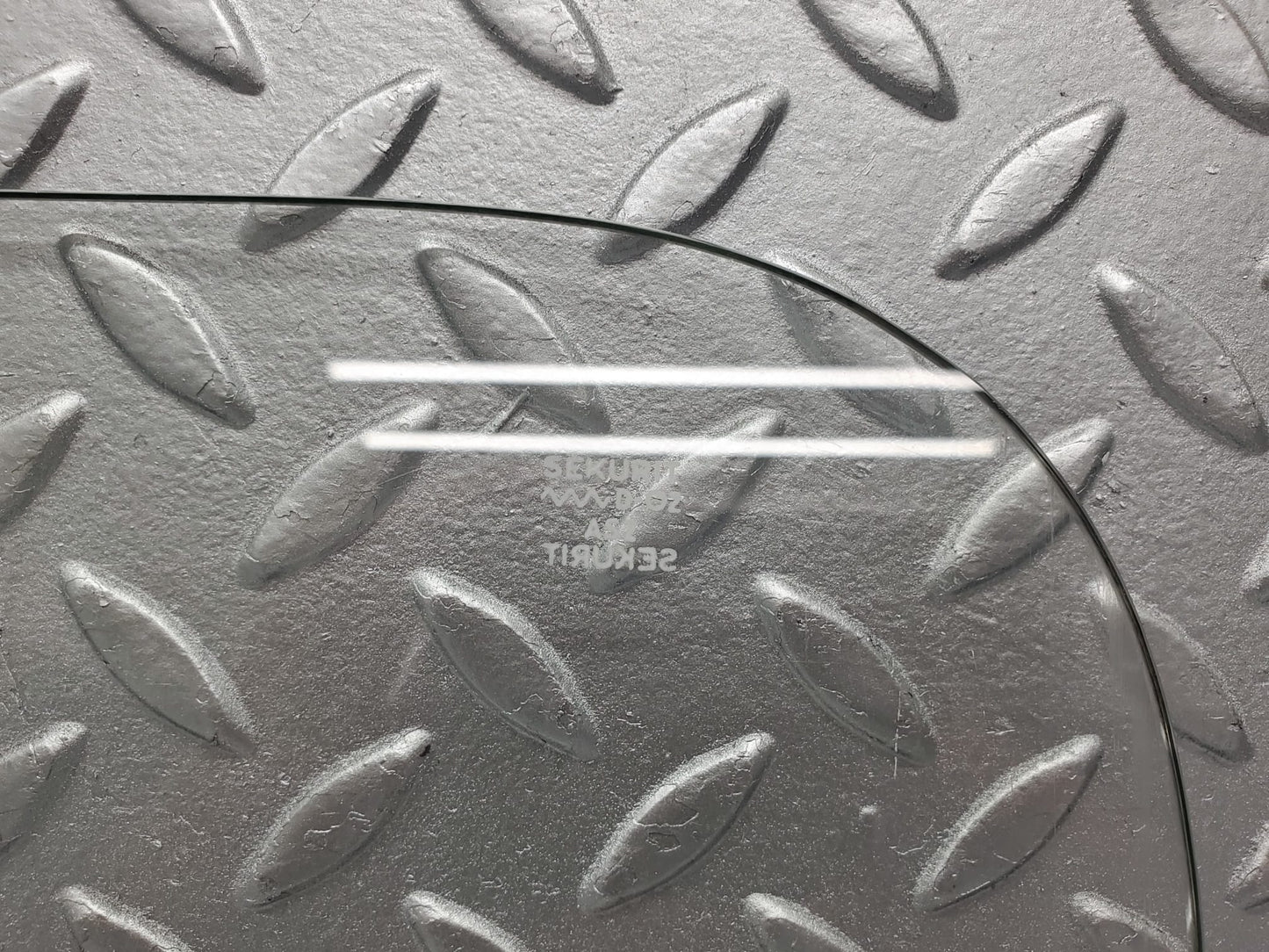 1810 Mercedes-Benz W120 Ponton Front Right Door Window Glass