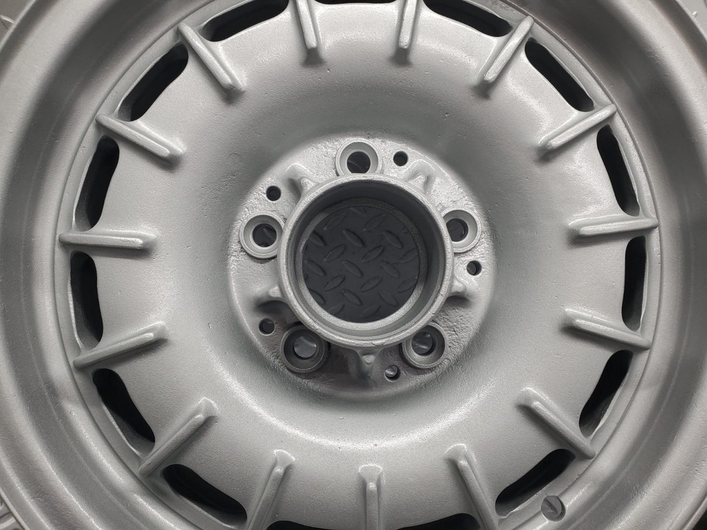 22845 Mercedes-Benz Alloy Wheel Set Mexican Hat 6.5Jx14H2 ET30 1084001002