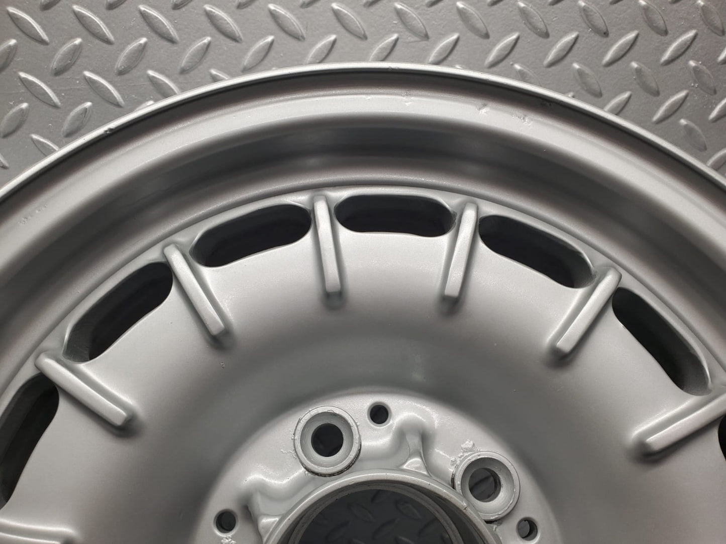 22845 Mercedes-Benz Alloy Wheel Set Mexican Hat 6.5Jx14H2 ET30 1084001002
