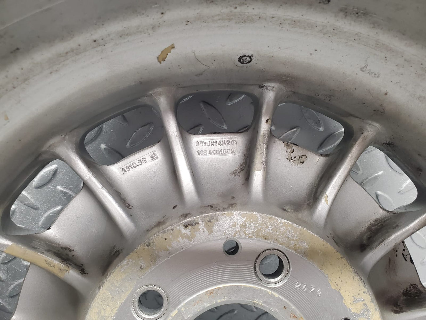 22845 Mercedes-Benz Alloy Wheel Set Mexican Hat 6.5Jx14H2 ET30 1084001002
