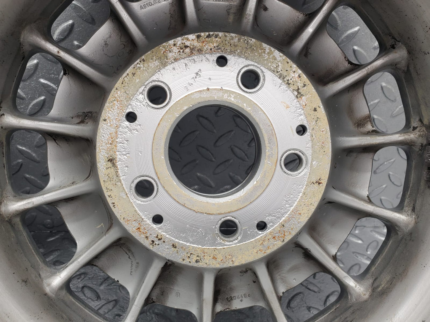 22845 Mercedes-Benz Alloy Wheel Set Mexican Hat 6.5Jx14H2 ET30 1084001002