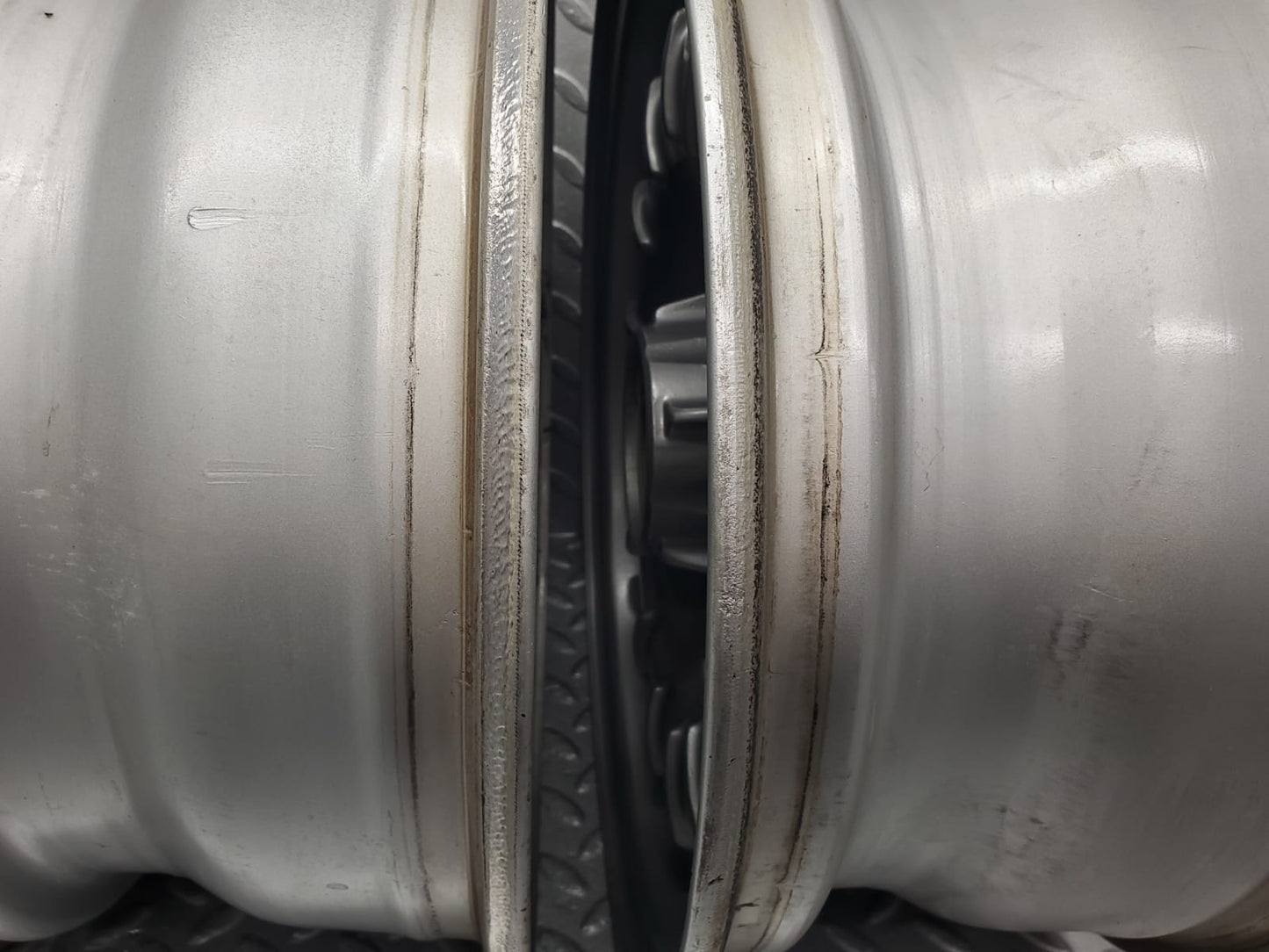 22845 Mercedes-Benz Alloy Wheel Set Mexican Hat 6.5Jx14H2 ET30 1084001002