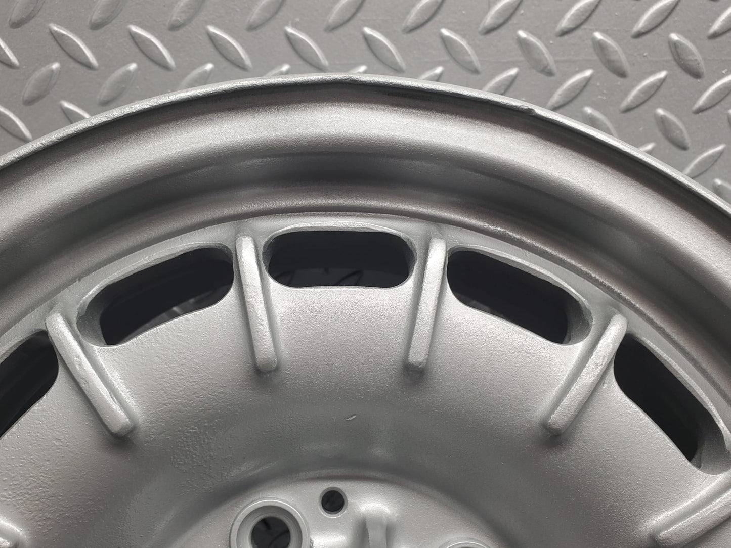 12120 Mercedes-Benz Alloy Wheel Set Mexican Hat 6Jx14H2 ET30 1084000902