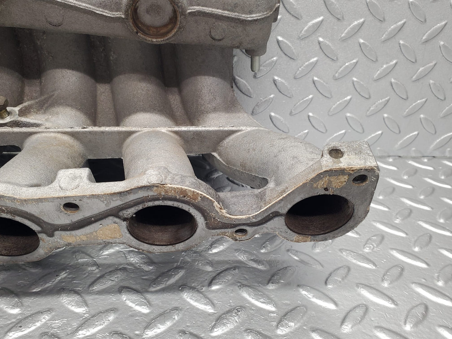 2417 Mercedes-Benz W123 280E Air Intake Manifold 1101412901