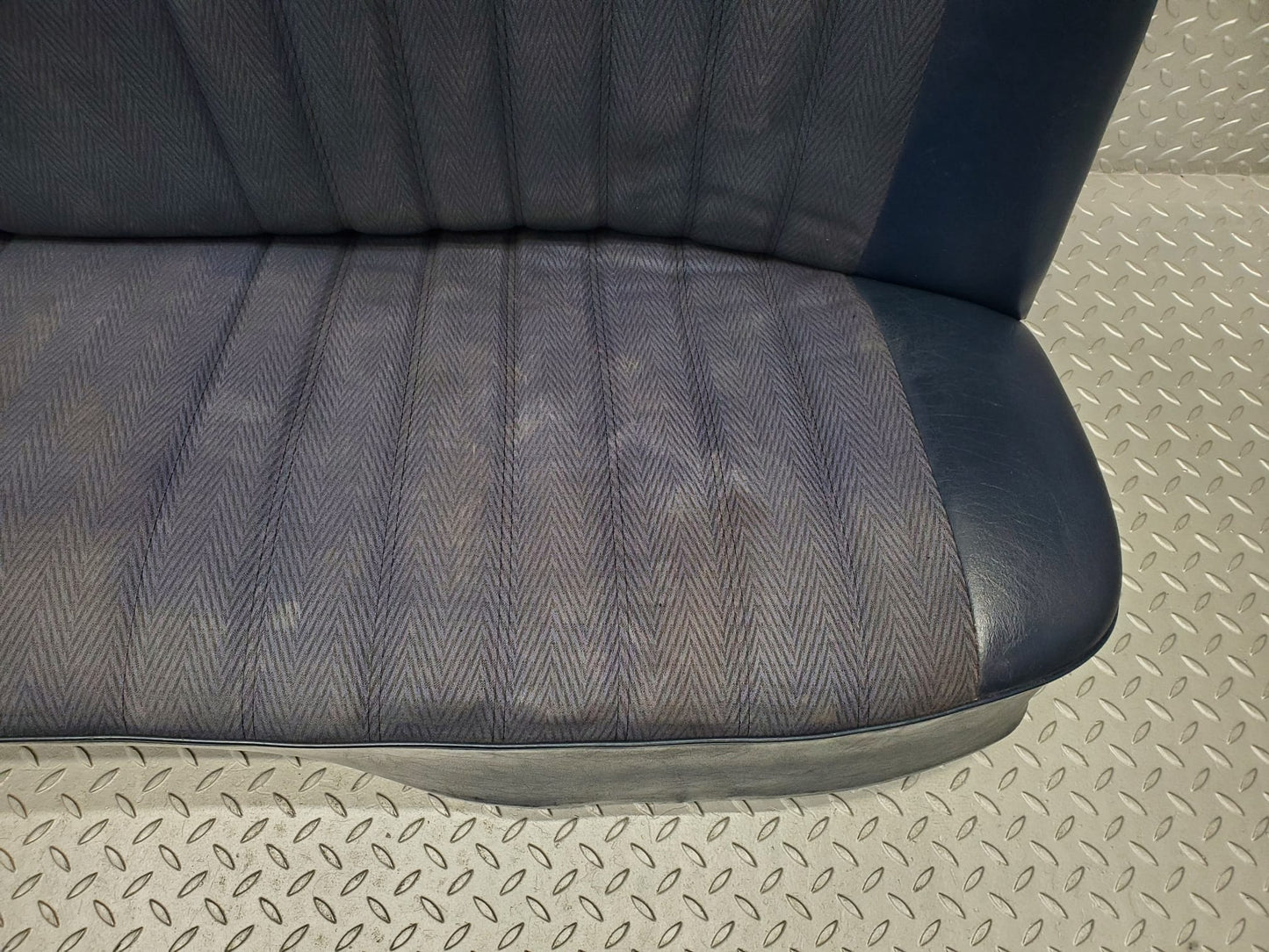1426 Mercedes-Benz V123 240D LWB Rear Seats Blue