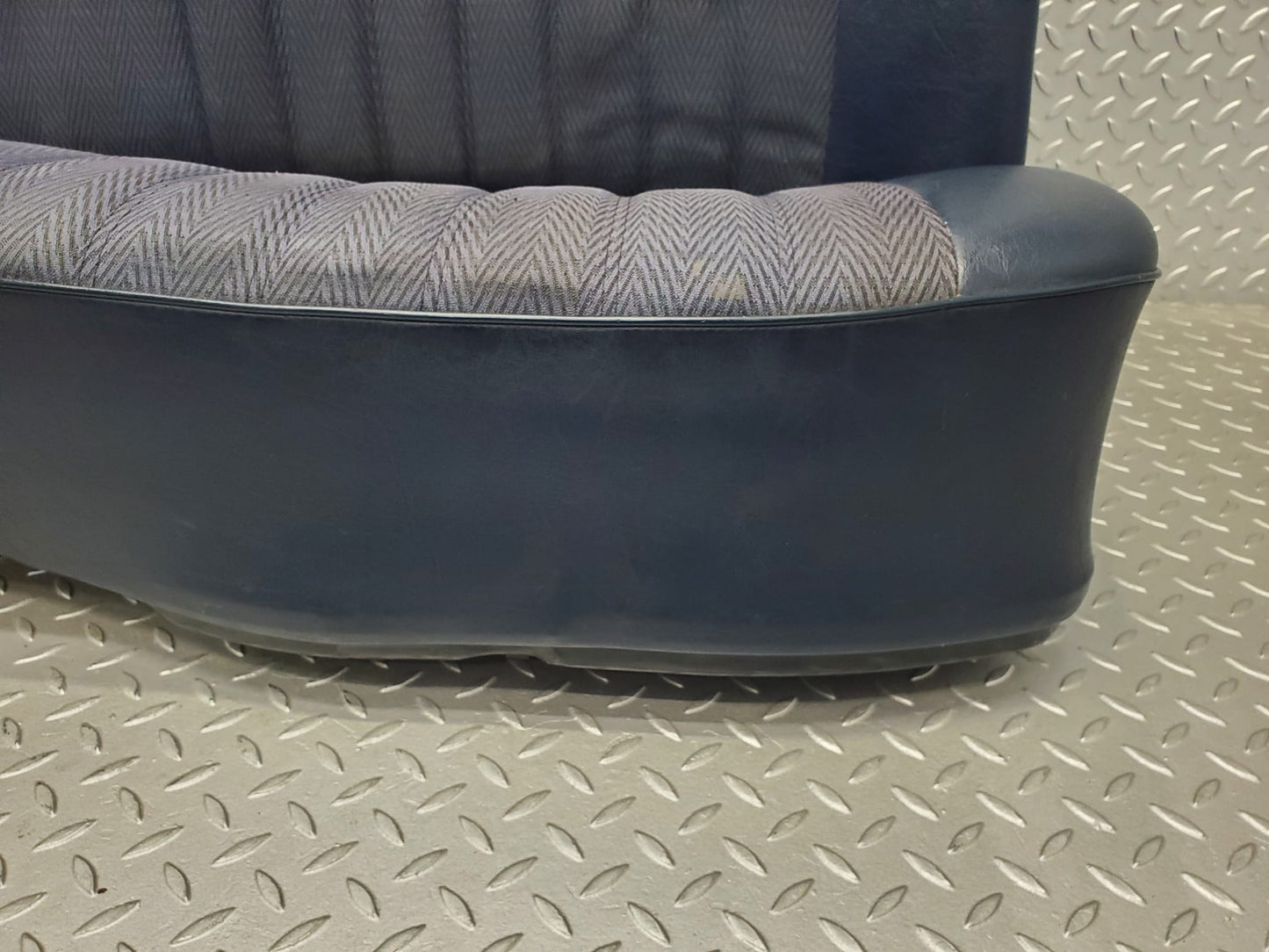 1426 Mercedes-Benz V123 240D LWB Rear Seats Blue