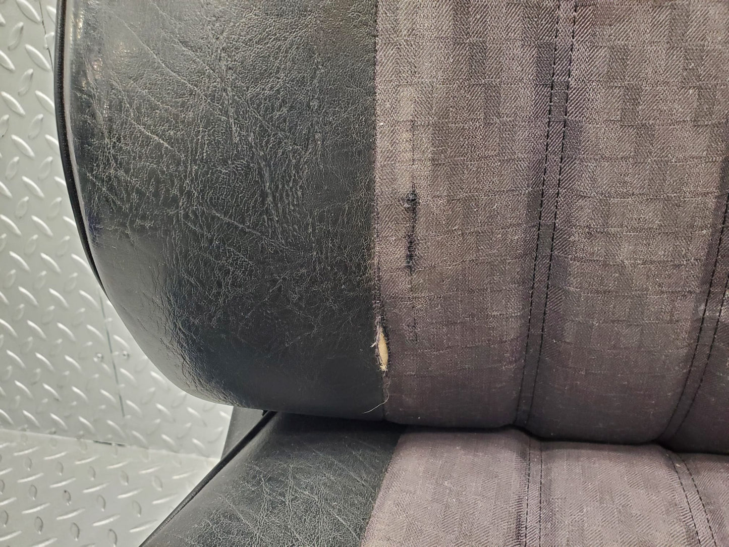 27851 Mercedes-Benz W123 280E Front Right Driver Seat
