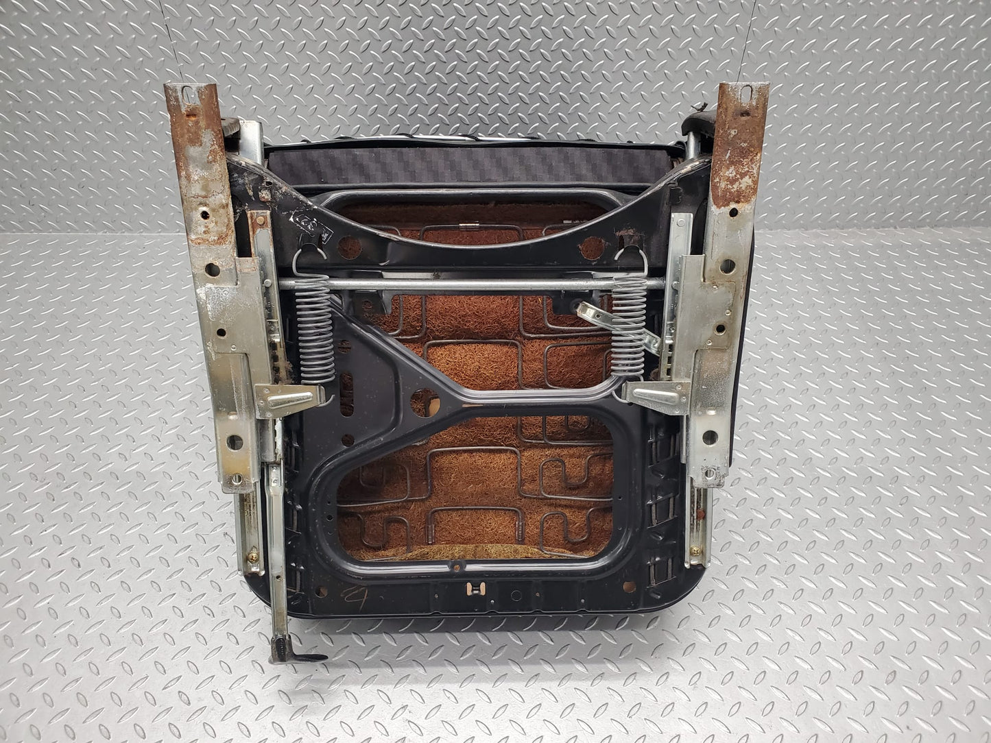 27851 Mercedes-Benz W123 280E Front Right Driver Seat
